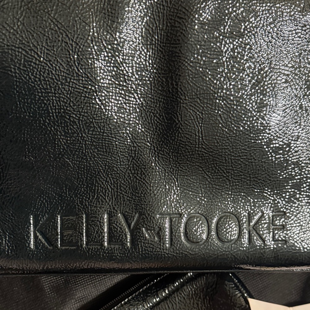 Kelly-Tooke Black Patent Leather Shoulder Bag - Picture 4 of 9